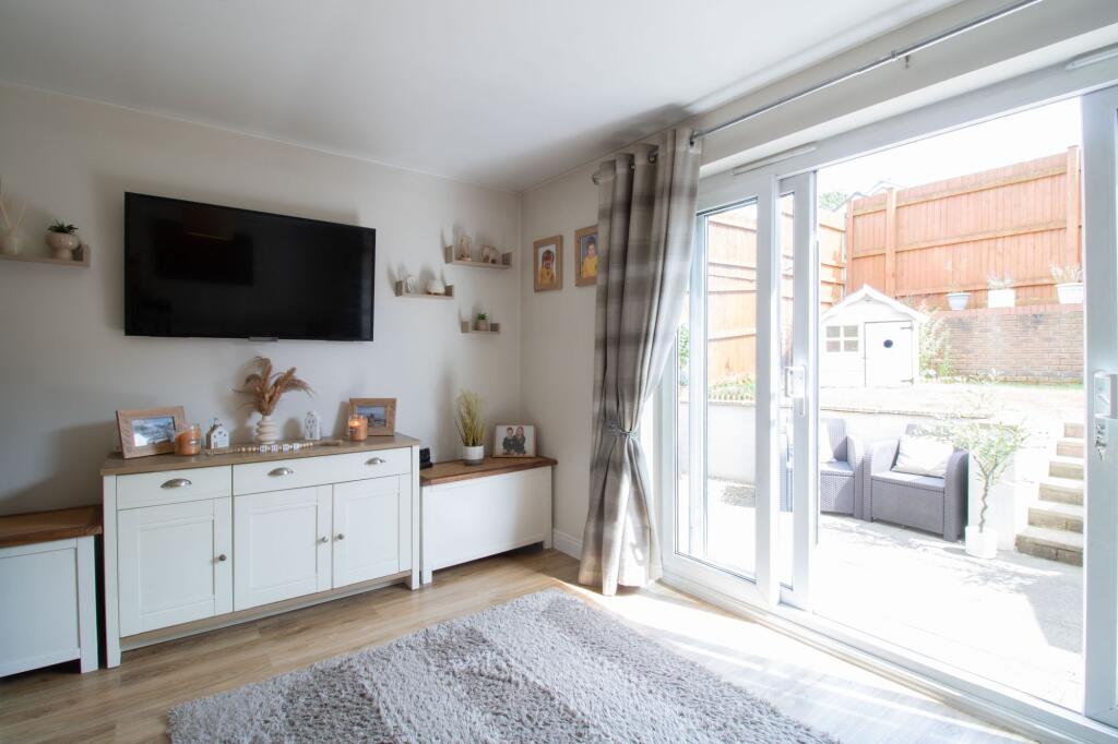 House in Newport, Penmaen - View 5