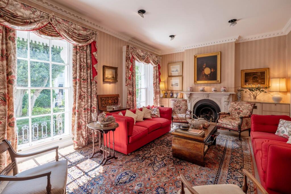 House in London - View 2