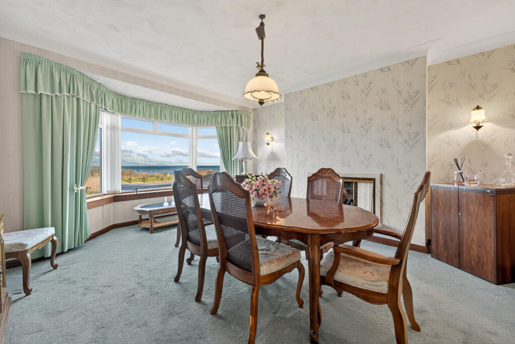 62 Beach Road, Troon, KA10 6SX - More