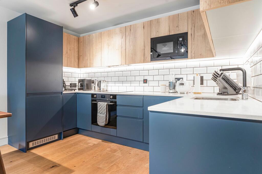 Apartment in London, Purbrook Estate, Old Kent Road - View 5