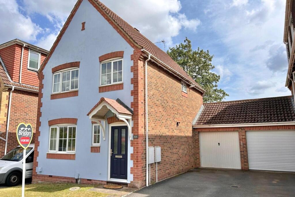 Main image of property: Westbury Way, Aldershot, Hampshire, GU12