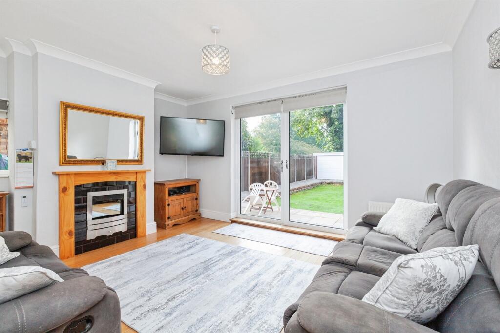 Knighton Fields Road West, Leicester photo 3
