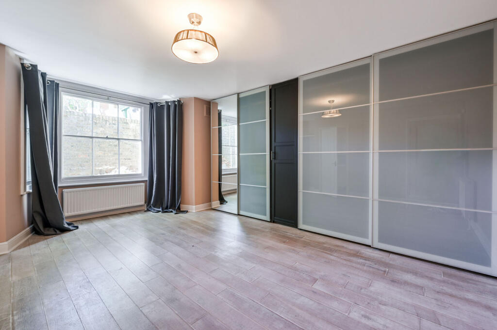 Apartment in London, Shepherd's Bush - More