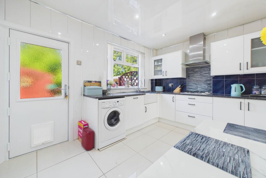 House in Motherwell, North Lanarkshire - View 5