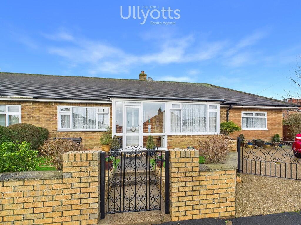 3-bed bungalow on St Augustine's Drive, Bridlington, £285,000