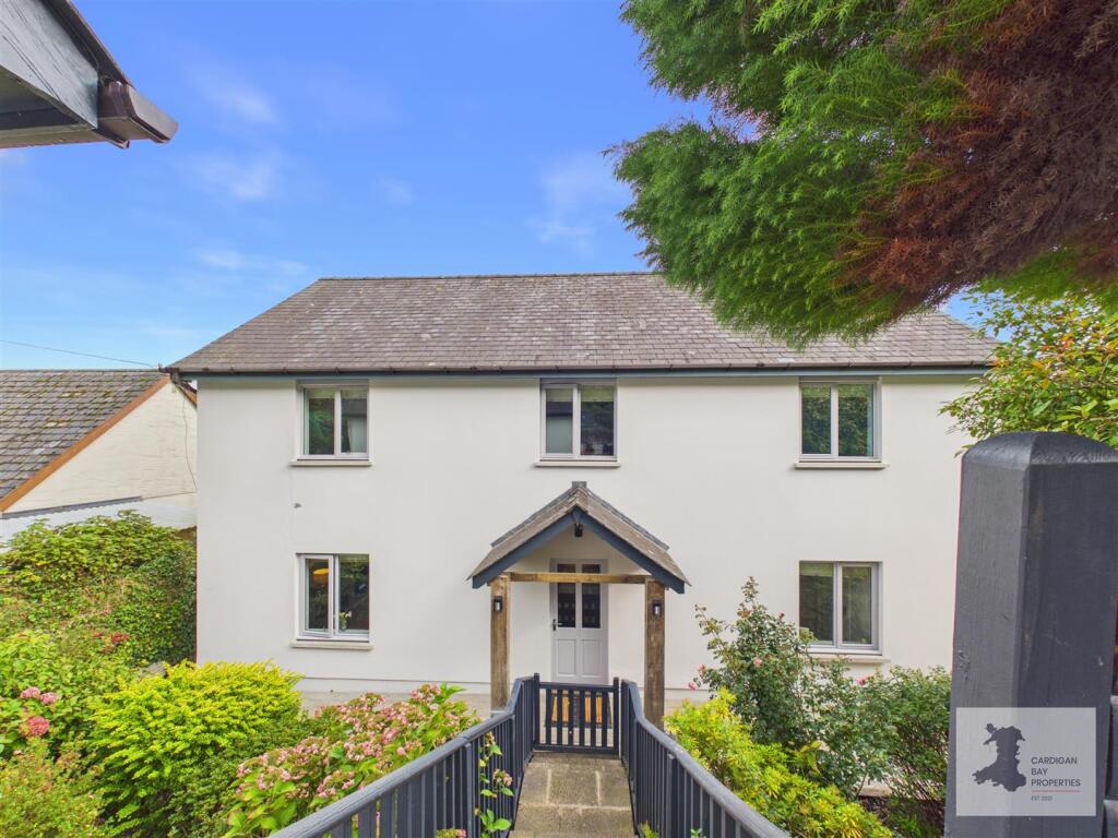 House in Swansea, Manordeifi - View 2