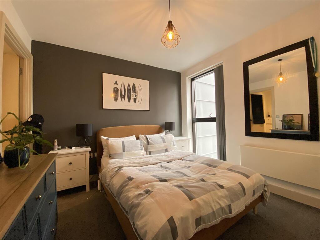 Apartment in Manchester, Hulme - More