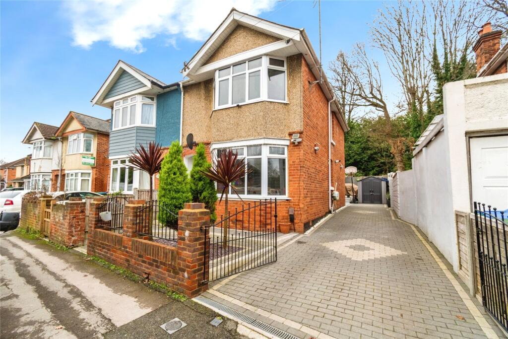 Main image of property: Osborne Road South, Southampton, Hampshire, SO17
