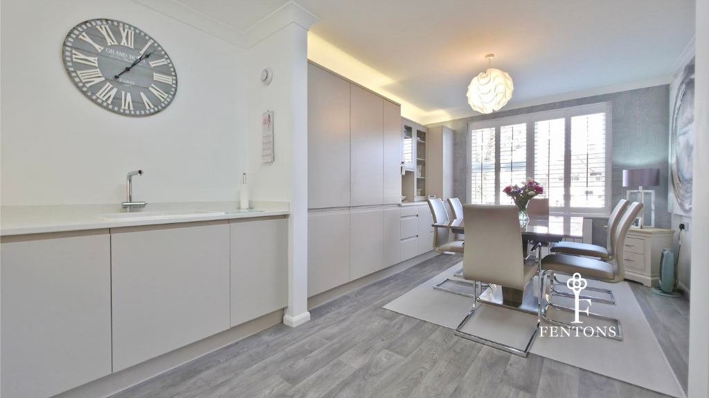 Apartment in Tendring, Frinton and Walton - View 4