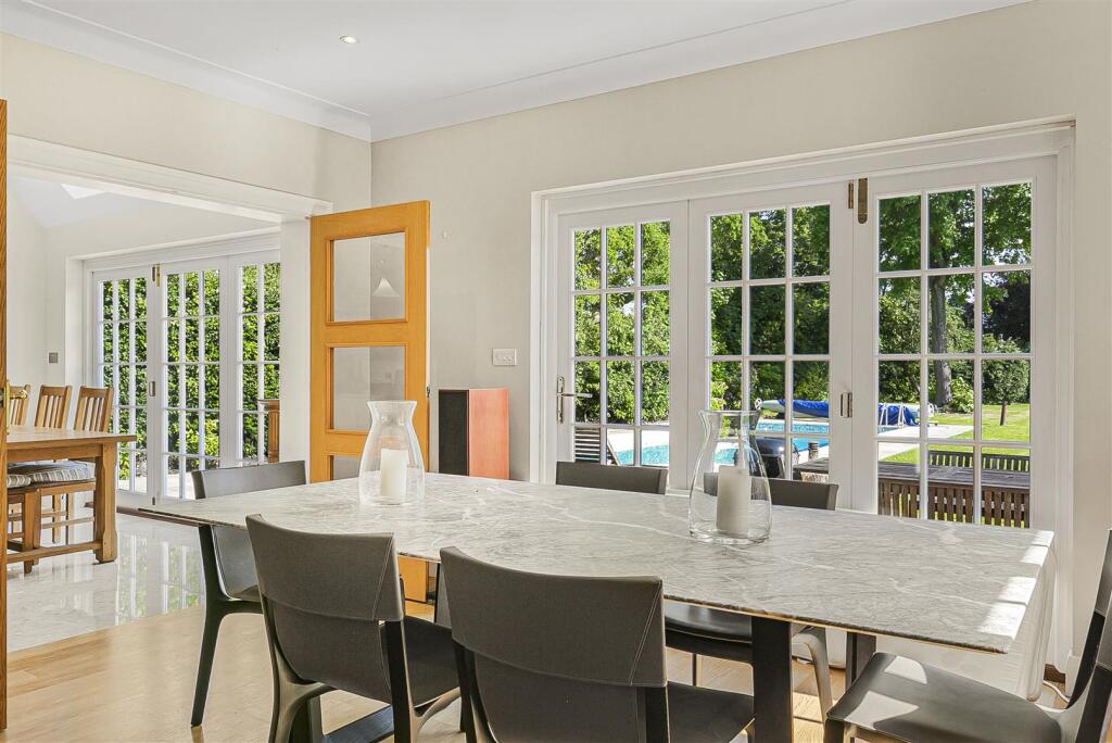 House in St Albans - View 5