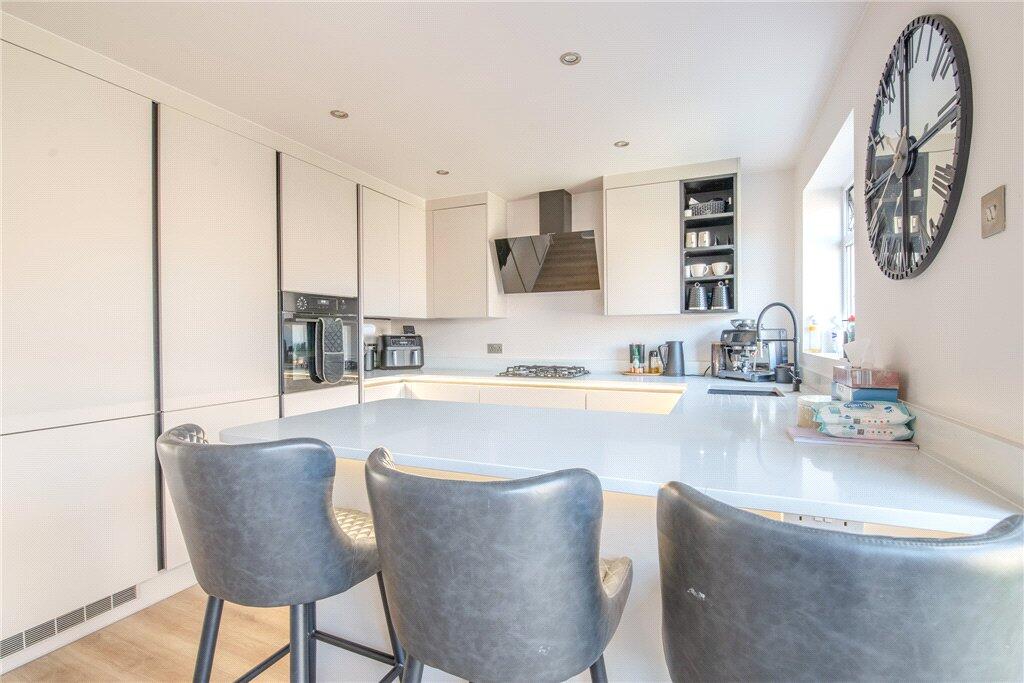 House in Bradford, West Yorkshire - View 4