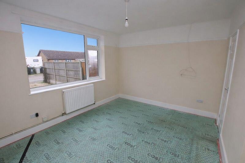 House in Lincoln - View 2