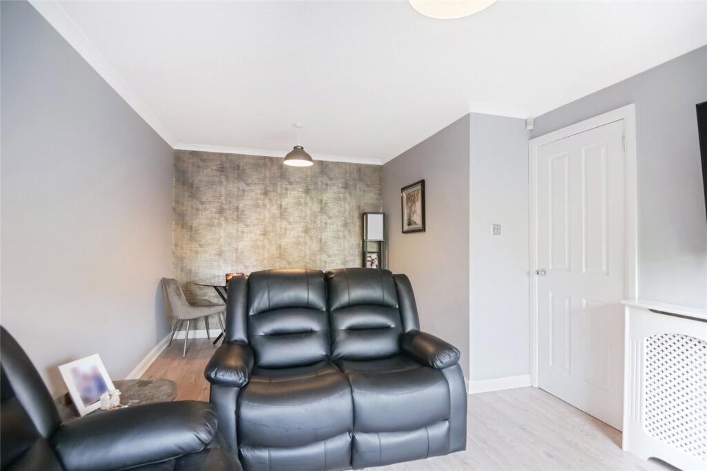 House in Paisley - More