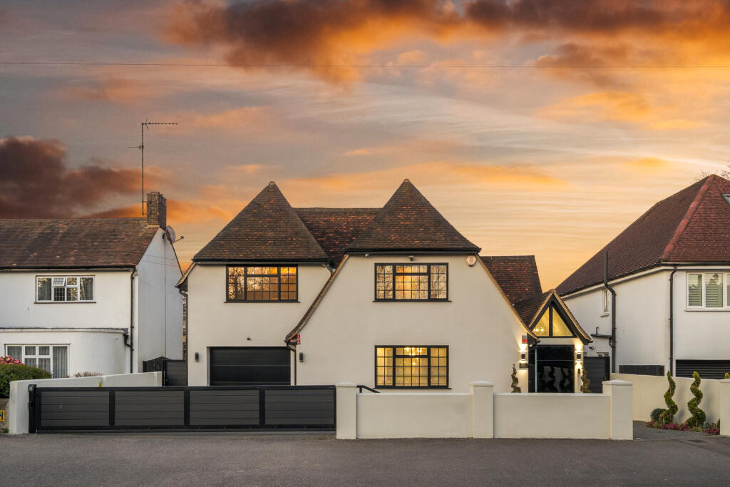 Main image of property: Cassiobury Drive, Cassiobury