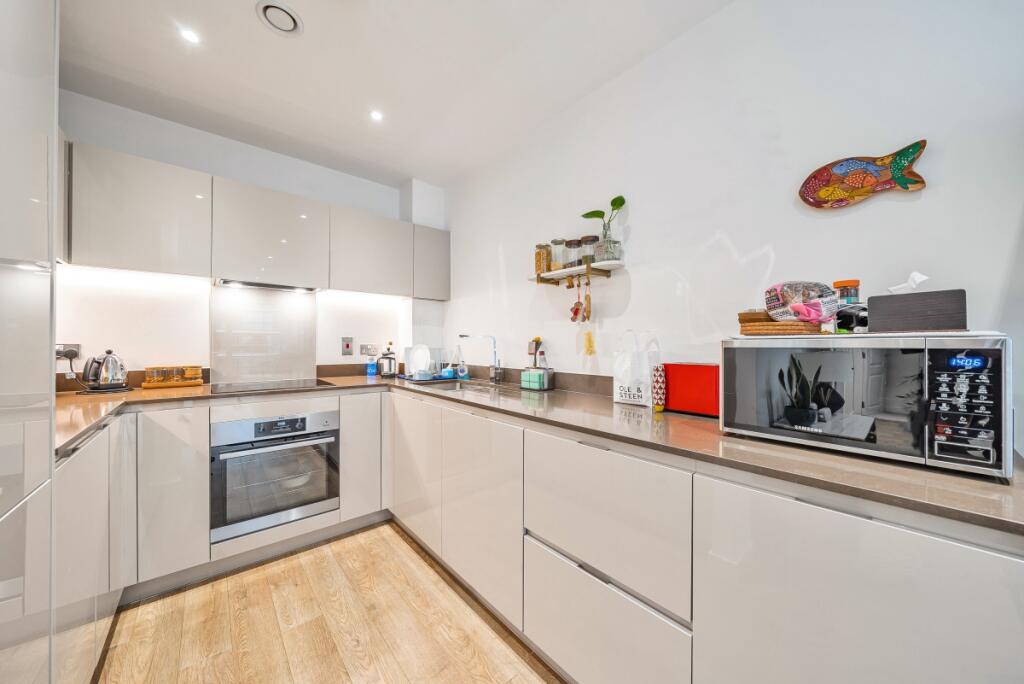 Apartment in London, Royal Borough of Greenwich - View 3