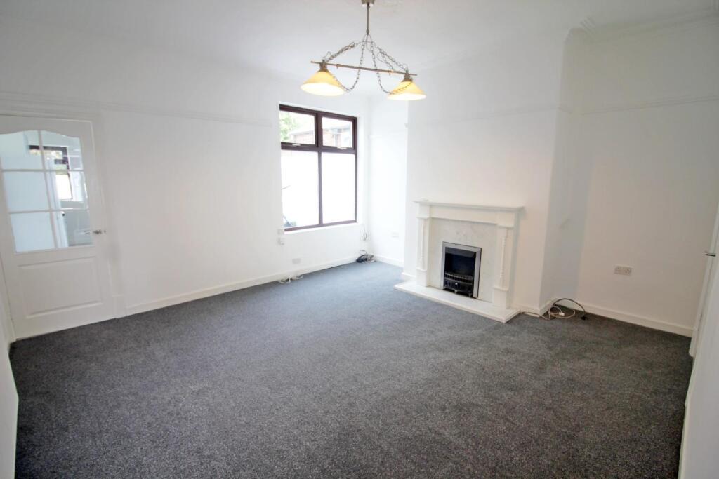 House in Bolton - View 4