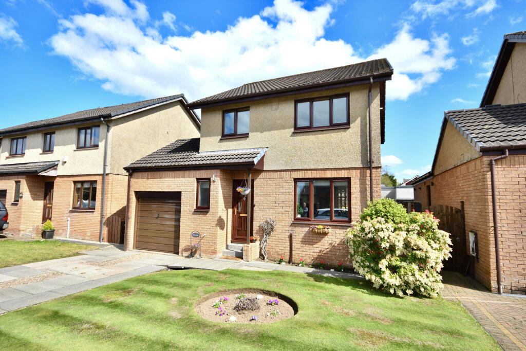 Main image of property: 45 Garvine Road, Coylton, KA6 6NZ