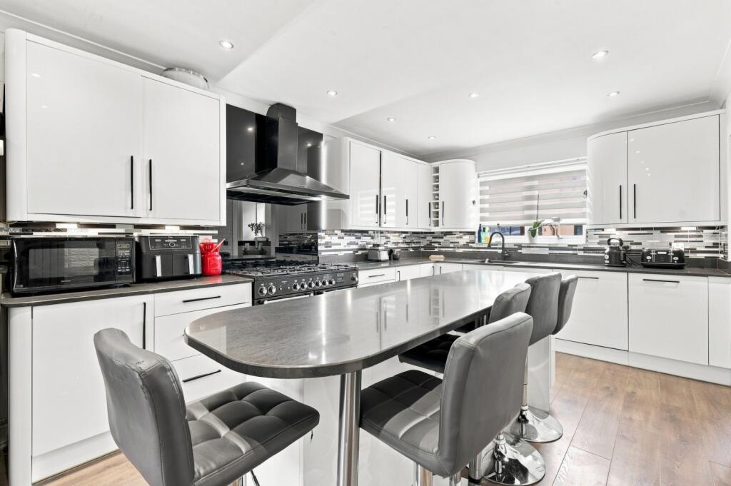 House in Chelmsford - View 2