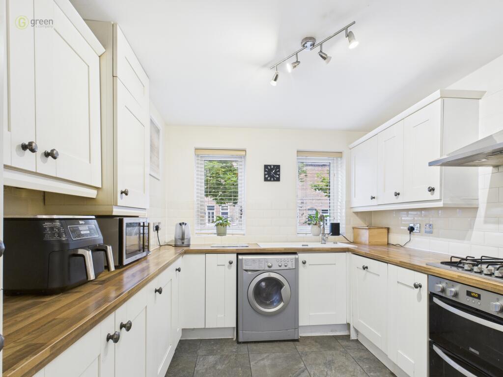 Holland Street, Sutton Trinity, Sutton Coldfield, B72 photo 3