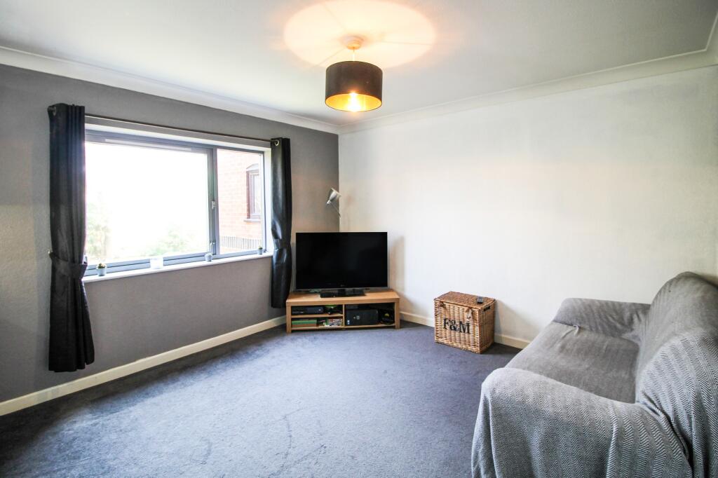 Apartment in Guildford - View 3