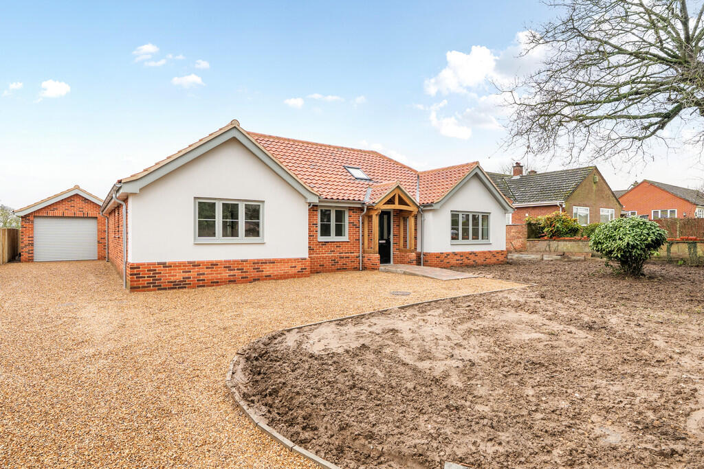 Main image of property: The Green, Surlingham