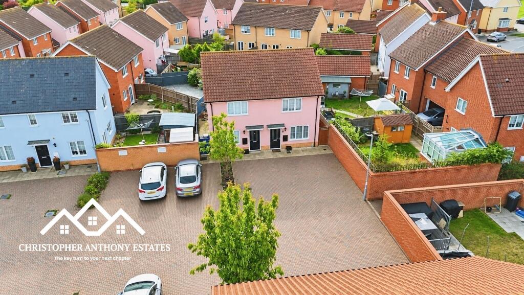 Main image of property: Cross Road, Clacton-On-Sea, CO16