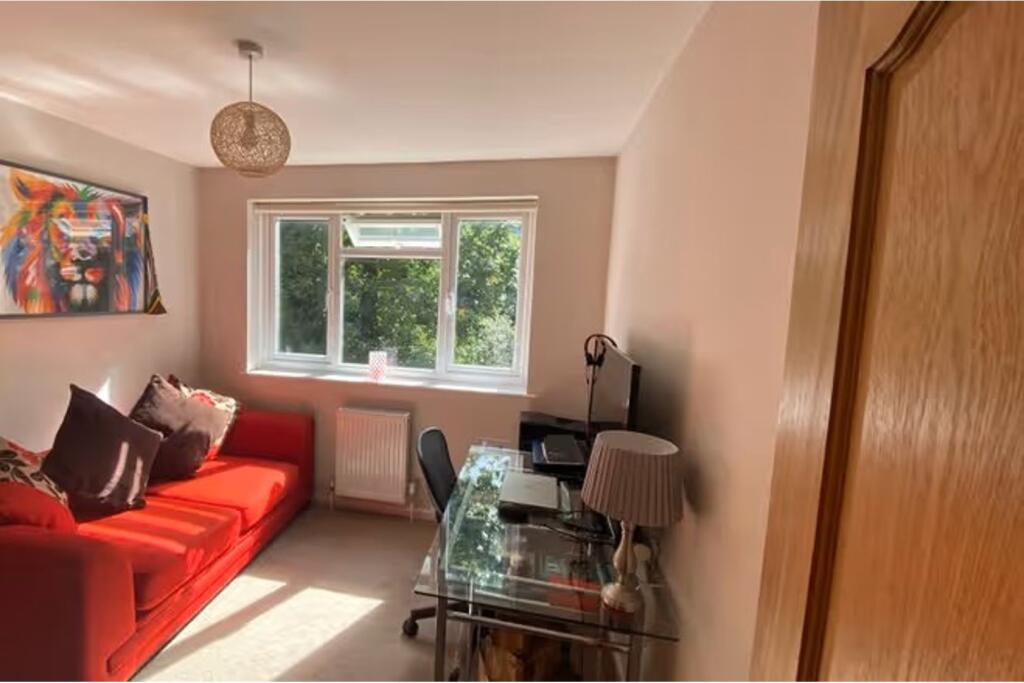 Additional image 8 of 52 Branksome Wood Road, Poole, BH12