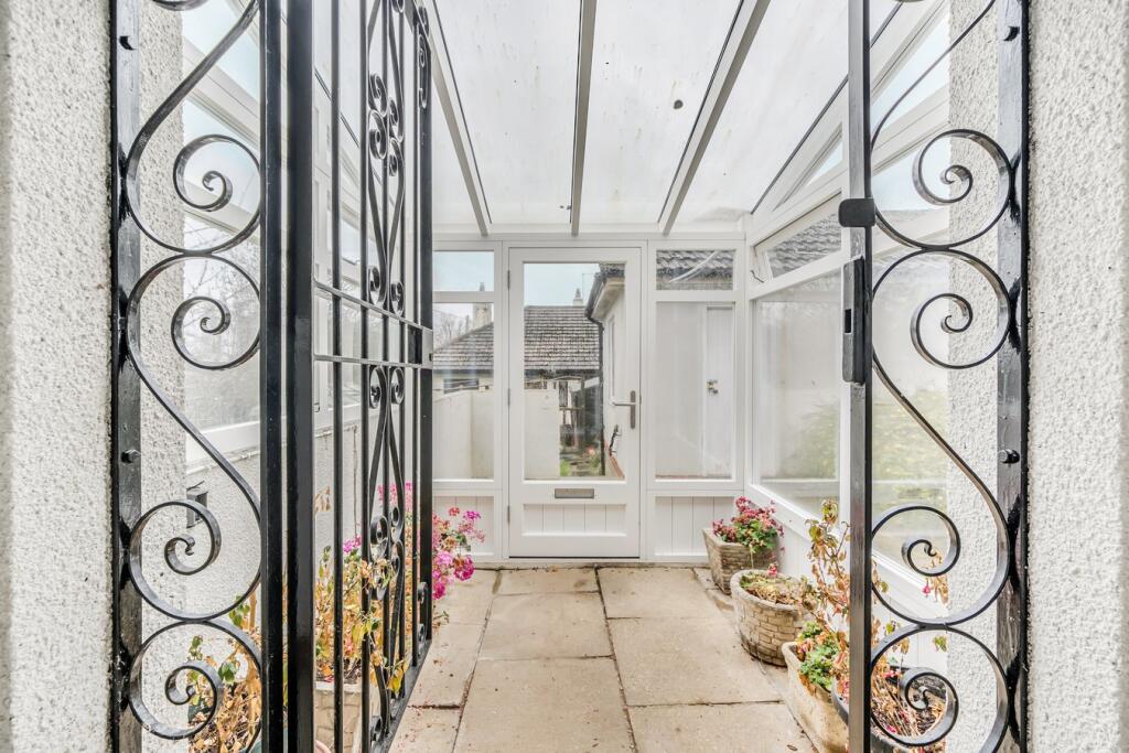 72, Bath Road, Frome, BA11 photo 3