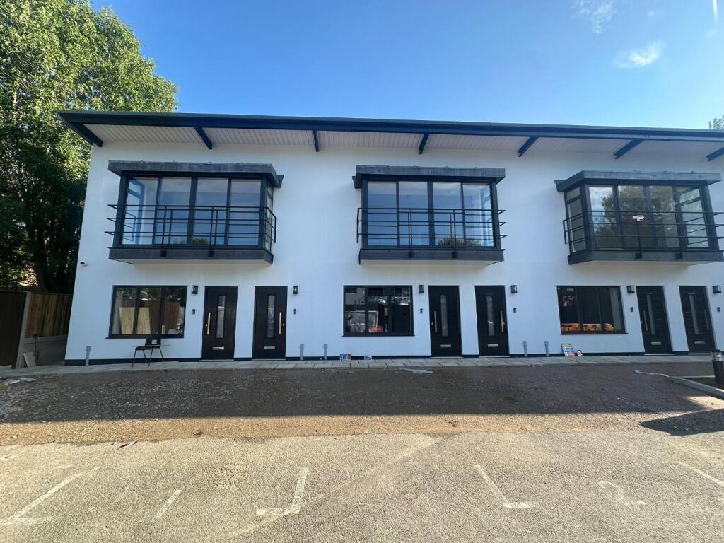 Main image of property: Godstone Road, Whyteleafe, CR3