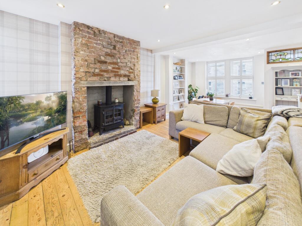 Chesterfield Road, Dronfield, Derbyshire, S18 photo 4