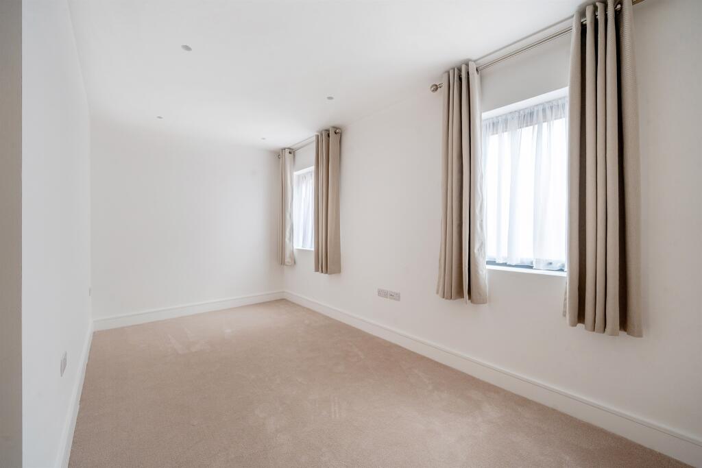 Additional image 15 of Mount Pleasant Lane, Bricket Wood, St. Albans