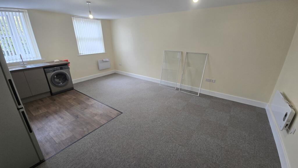 Apartment in Sunderland, North East - View 2