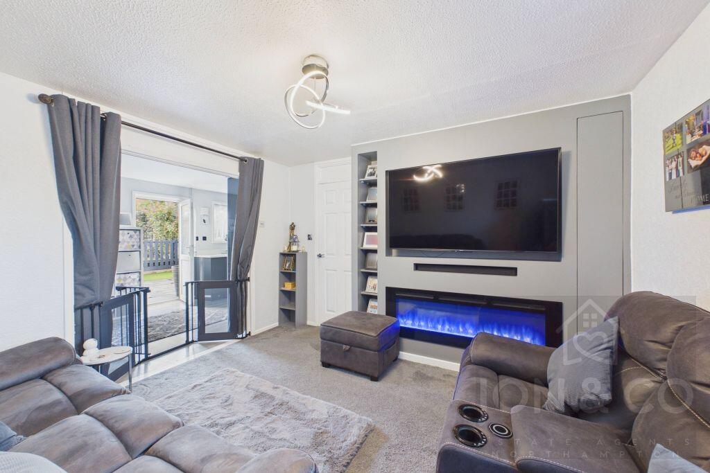 House in Northampton, Billing - View 3