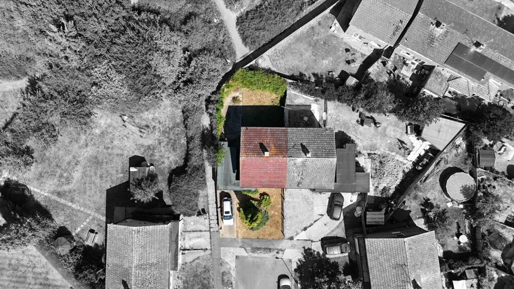 House in Horsham, Billingshurst - View 3