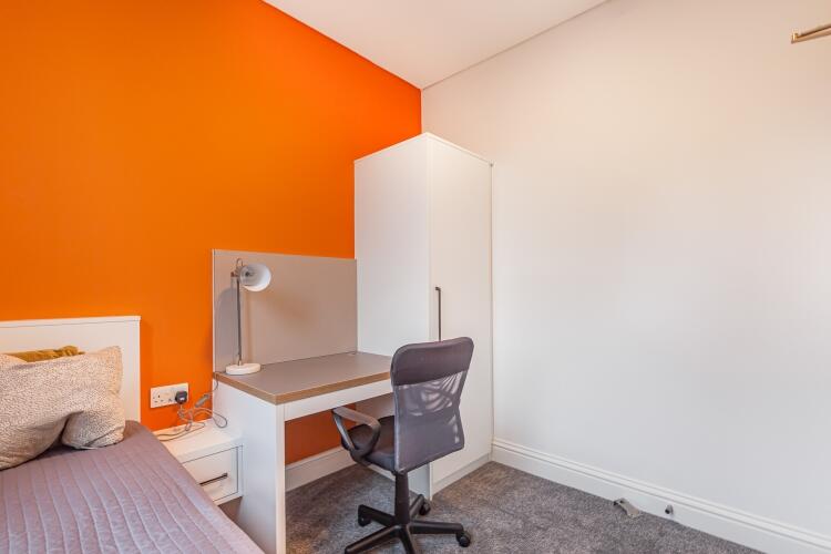 Main image of property: Cowley Road, Oxford