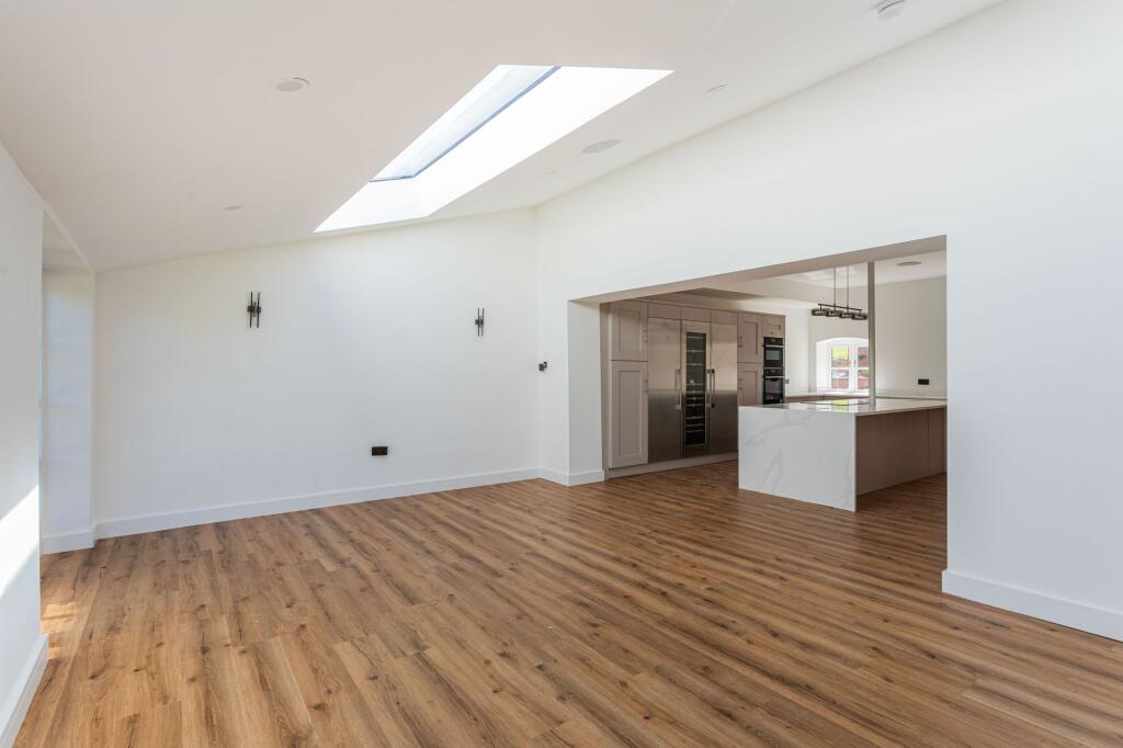 Meadow Lane, Huntington, CH3 - More