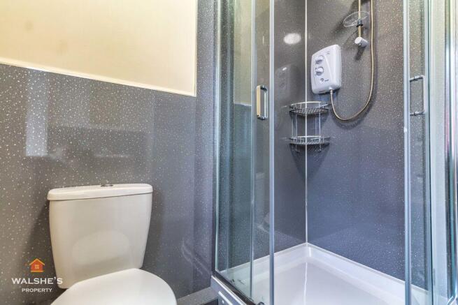Flat 2 Bathroom