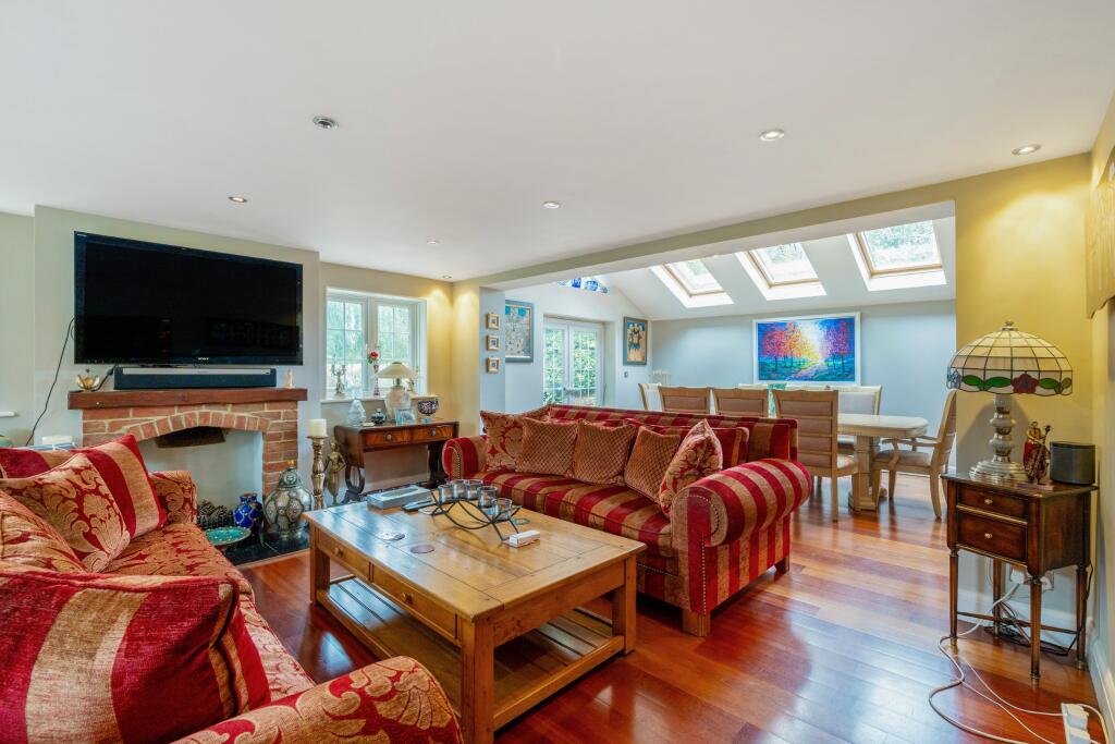 House in Southampton - View 5
