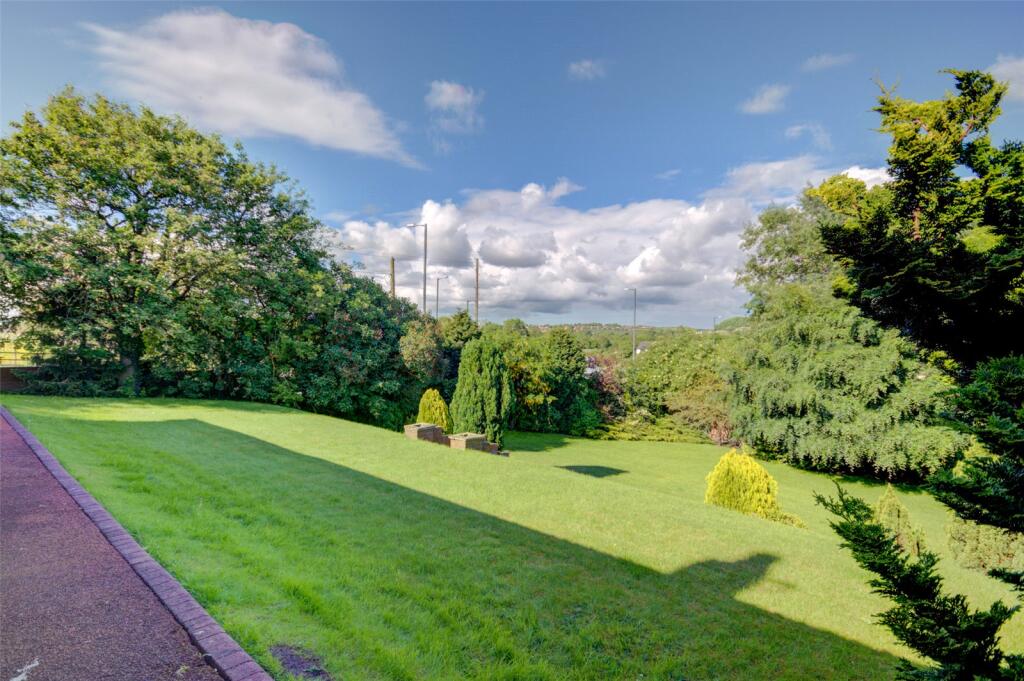 House in Durham - View 4