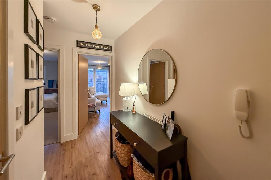 Roma House, Charrington Place, St. Albans, Hertfordshire, AL1 – pohled 5