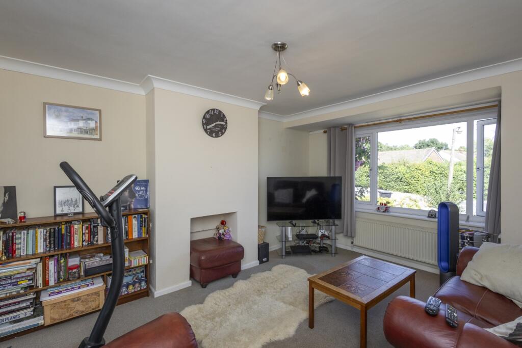 House in Tunbridge Wells, Cranbrook & Sissinghurst - More