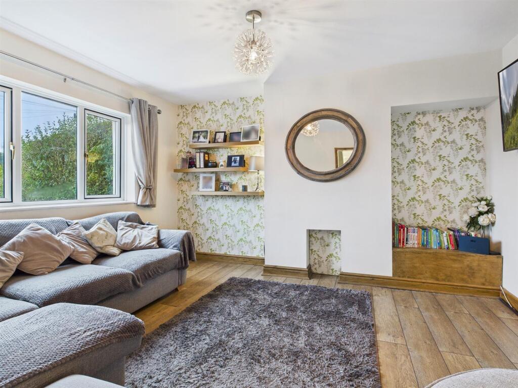 House in South Staffordshire, Gallowstree Elm, Kinver - More