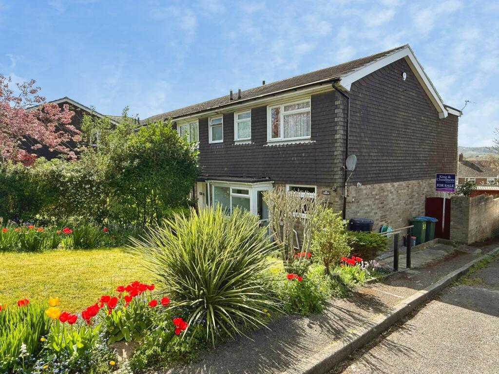House in Horsham, Upper Beeding - View 4