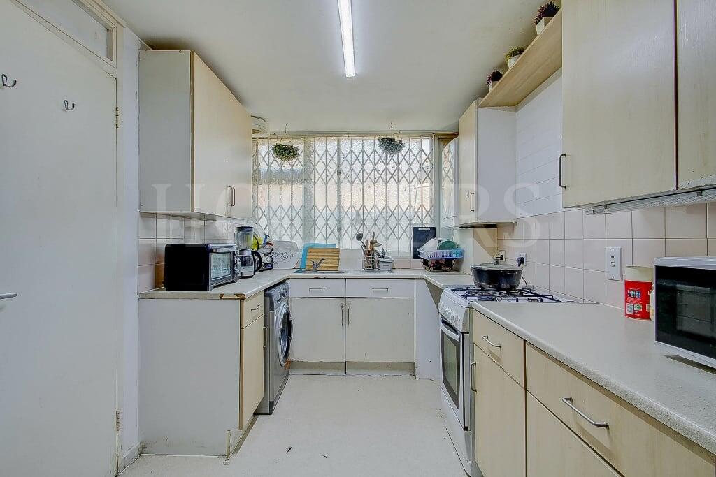 House in London, Harlesden - View 3