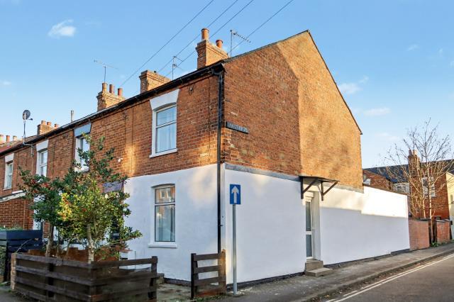 Main image of property: Junction Road, Banbury, OX16
