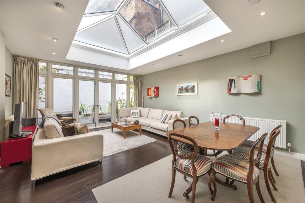 Main image of property: Macklin Street,
Covent Garden, WC2B