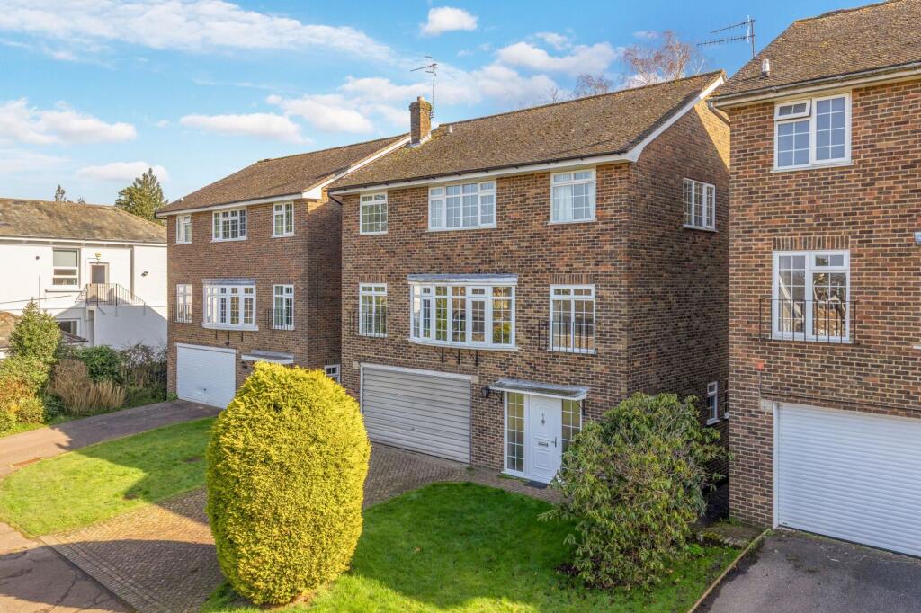 Main image of property: Albany Hill, Tunbridge Wells, TN2