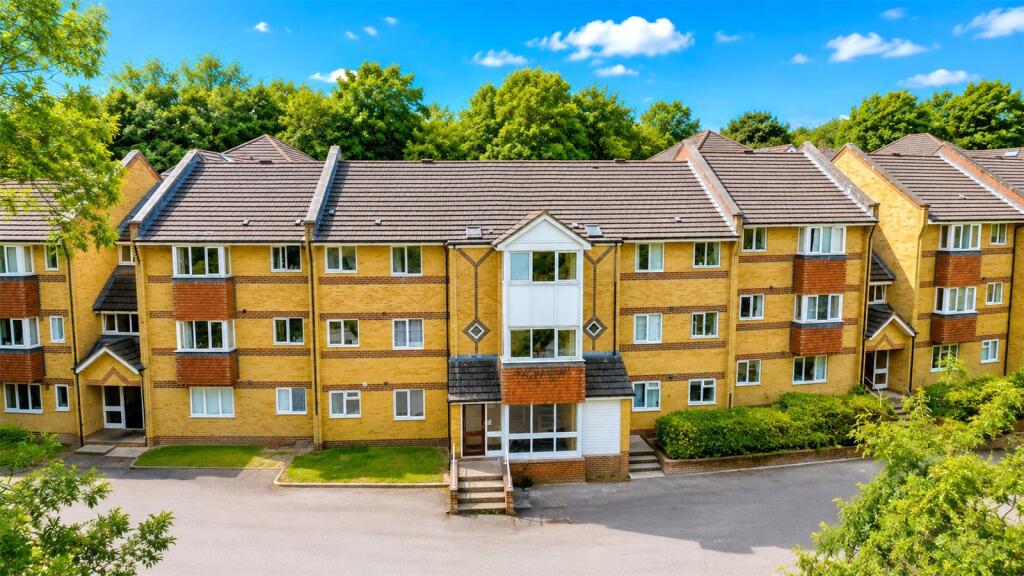 Main image of property: Armour Hill, Tilehurst, Reading, Berkshire, RG31