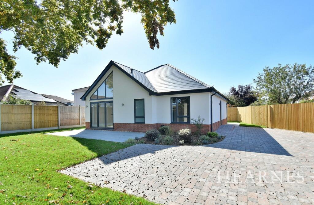 Horsham Avenue, Bournemouth, BH10