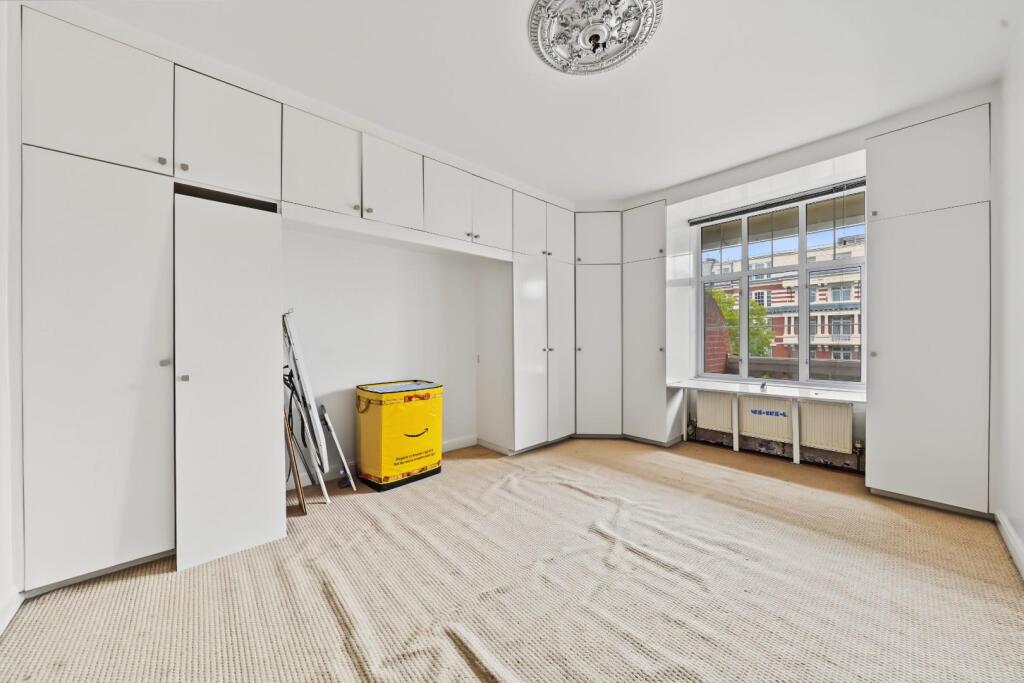 Apartment in London - View 2
